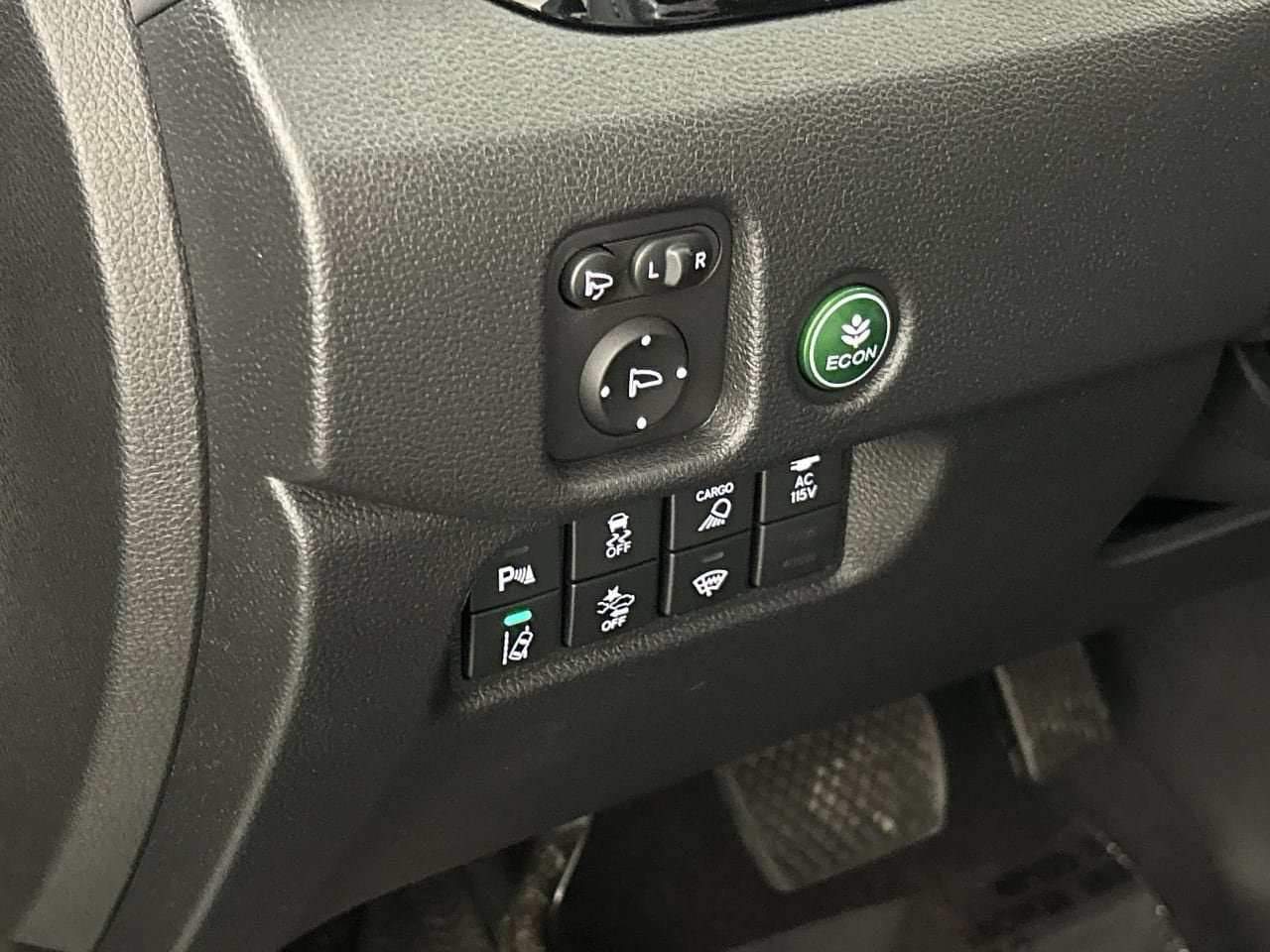 Used 2025 Honda Ridgeline Black Edition image 14