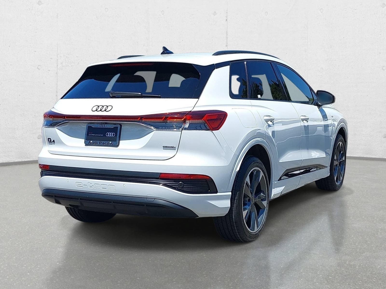 Certified 2023 Audi Q4 e-tron Premium w/ Convenience Package AWD/4WD image 5