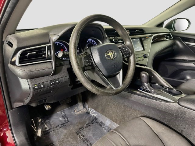 Used 2018 Toyota Camry LE w/ Convenience Package FWD image 22