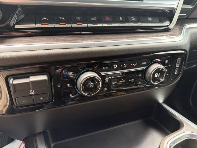 Used 2022 Chevrolet Silverado 1500 LTZ AWD/4WD image 25