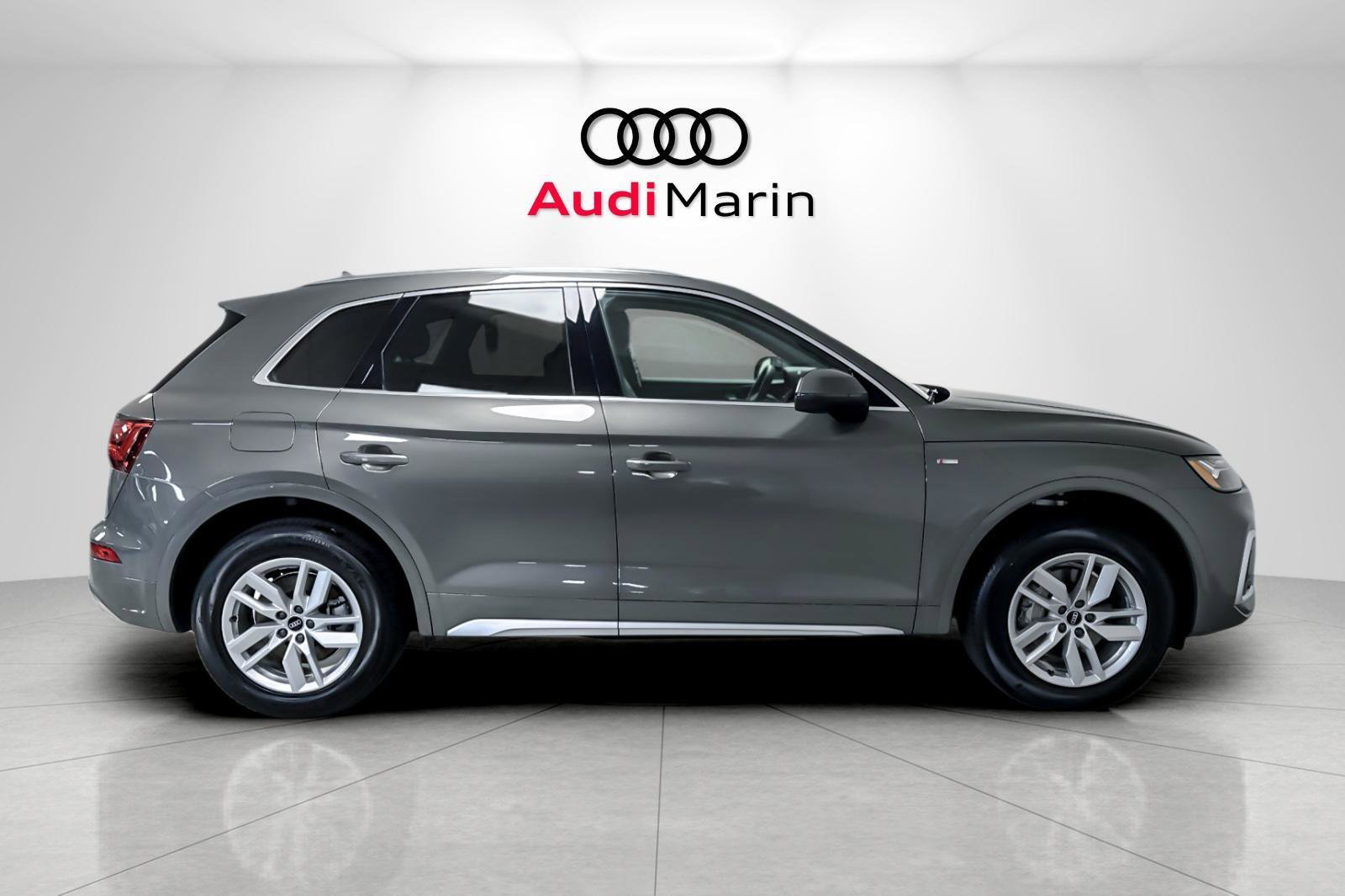 Certified 2023 Audi Q5 2.0T Premium w/ Convenience Package image 6