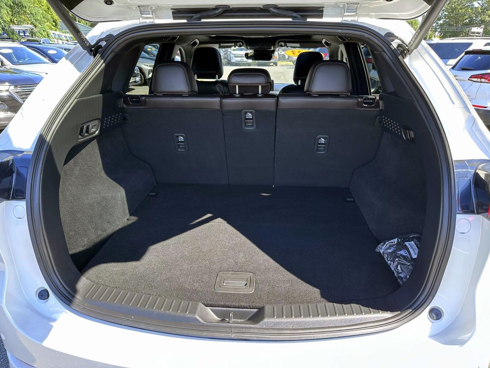 Used 2023 MAZDA CX-5 Signature AWD/4WD image 7