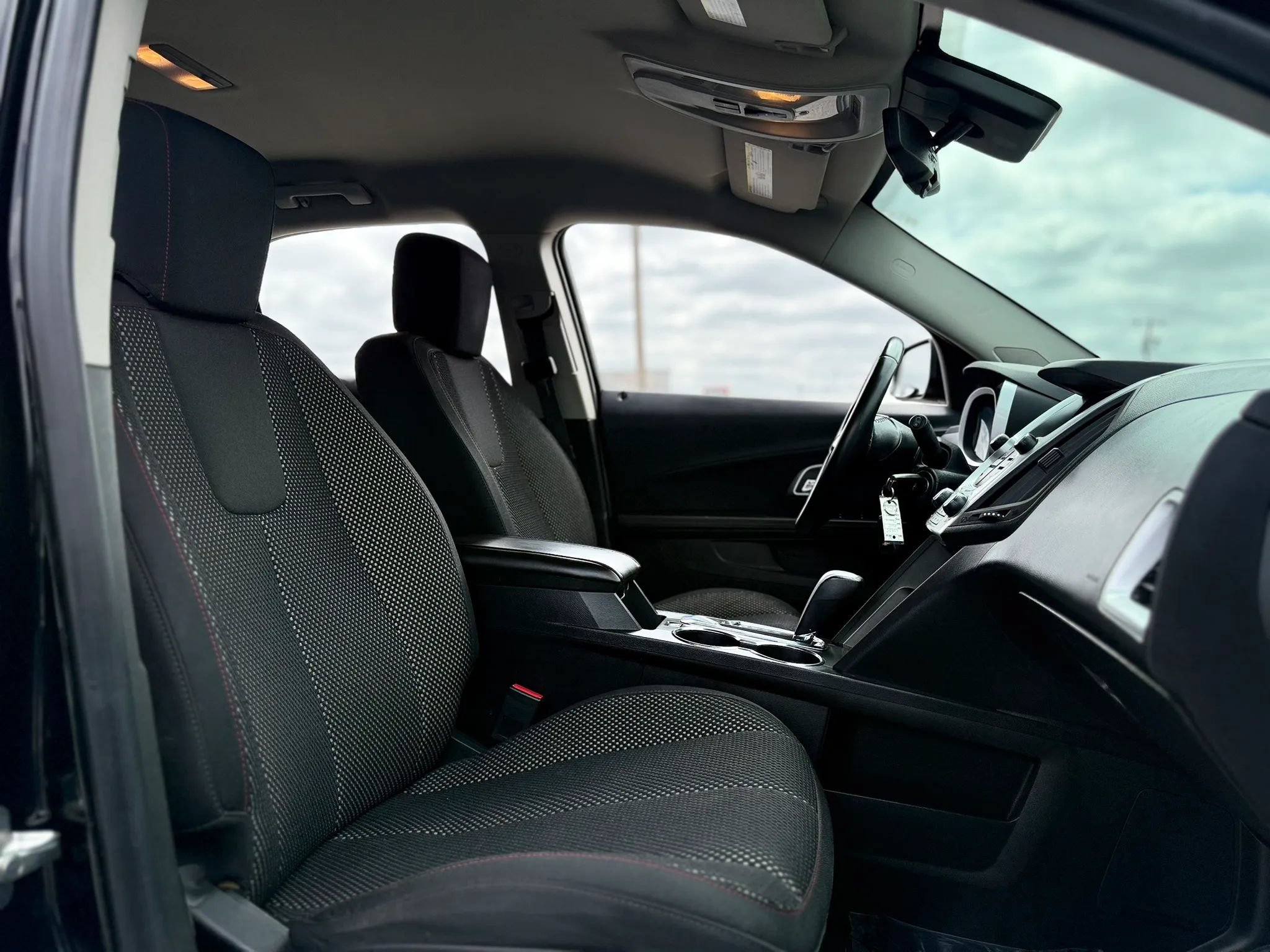 Used 2015 Chevrolet Equinox LT w/ Driver Convenience Package FWD image 27