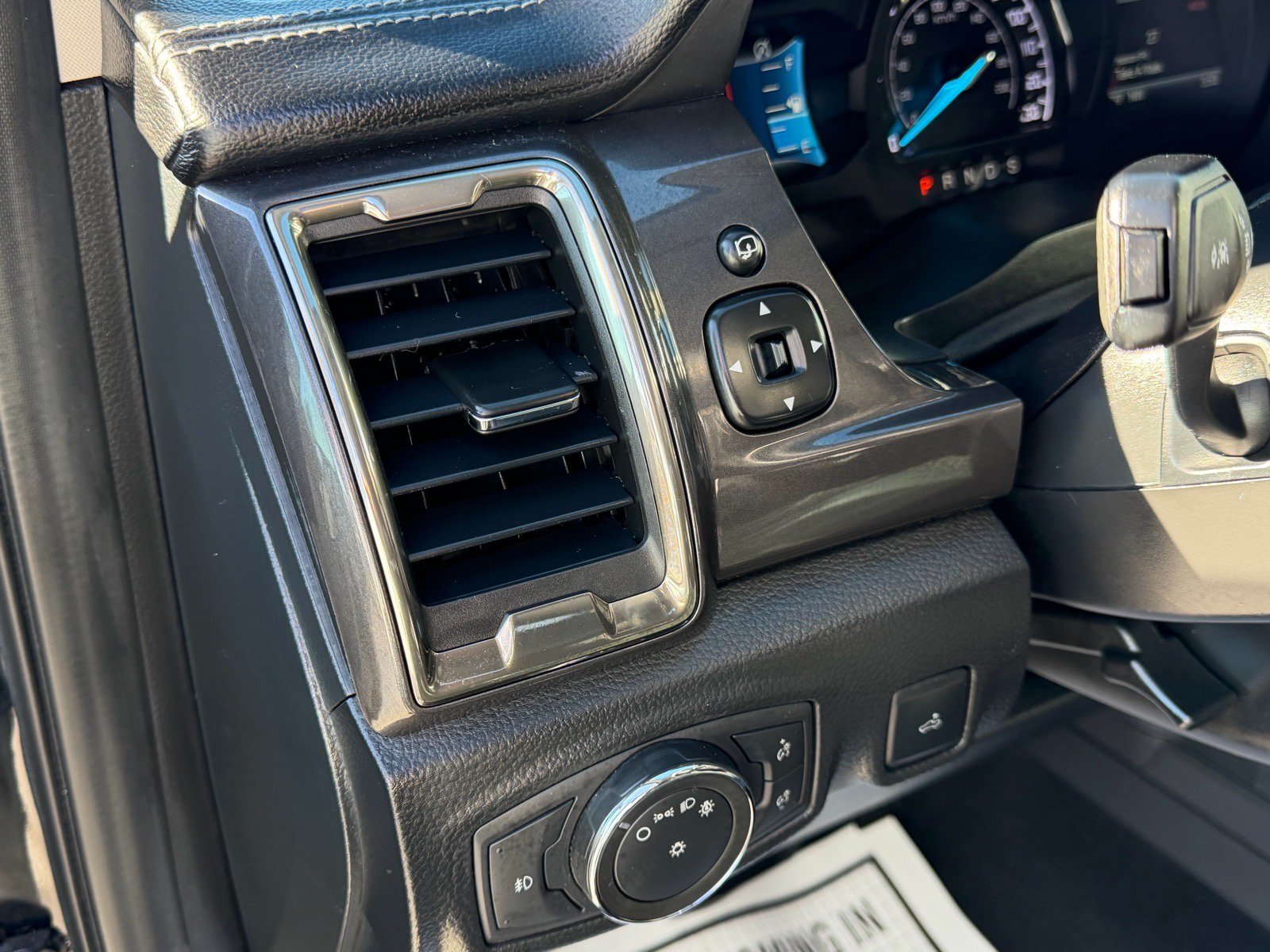 Used 2021 Ford Ranger Lariat AWD/4WD image 19