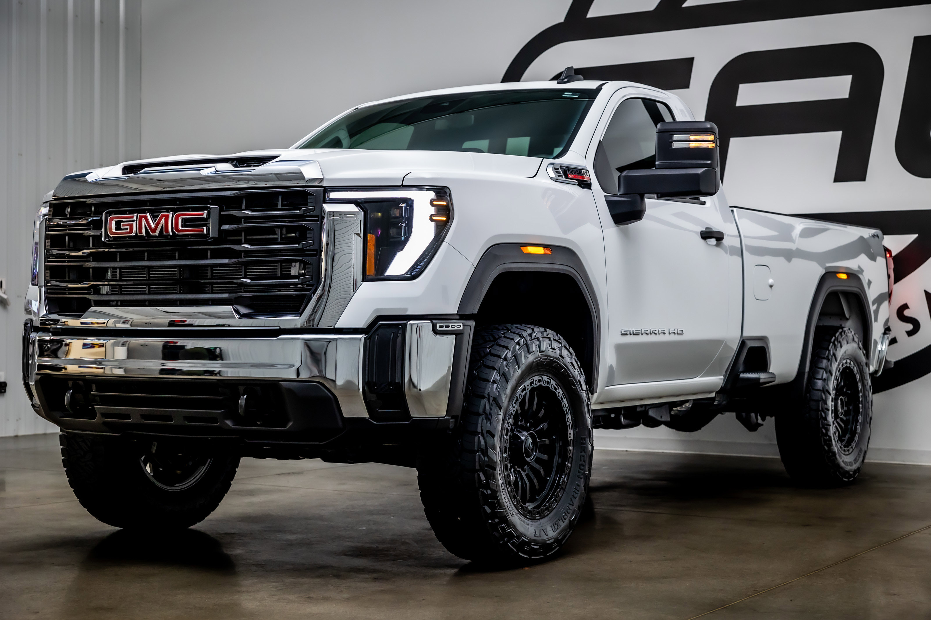 Used 2025 GMC Sierra 2500 Pro w/ Snow Plow Prep/Camper Package image 27