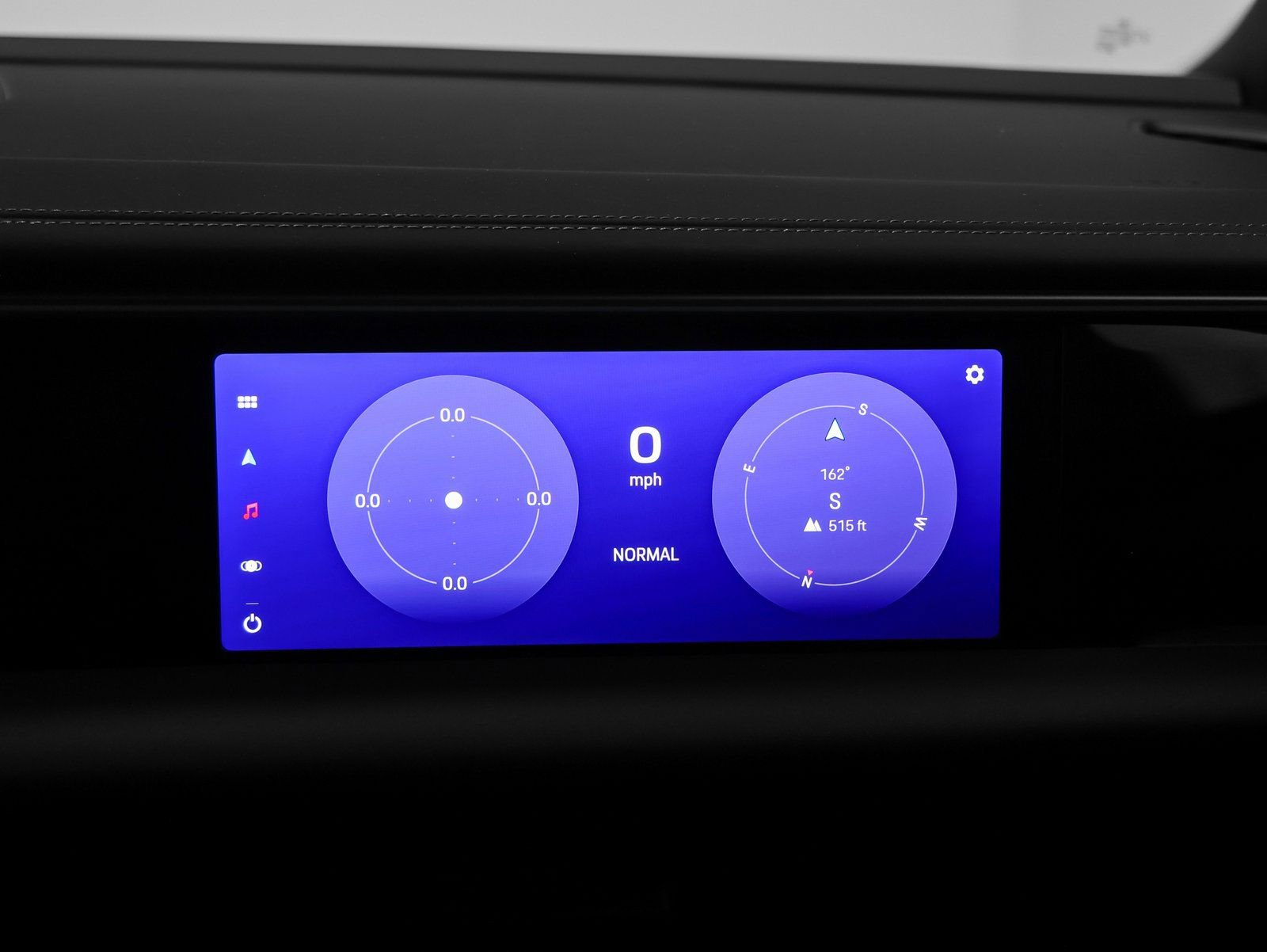 Certified 2025 Porsche Macan 4 Electric image 26