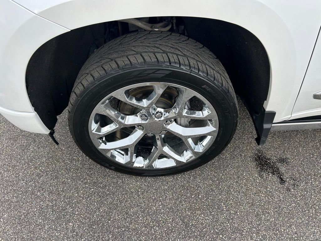 Used 2022 Chevrolet Silverado 1500 High Country w/ High Country Premium Package image 14