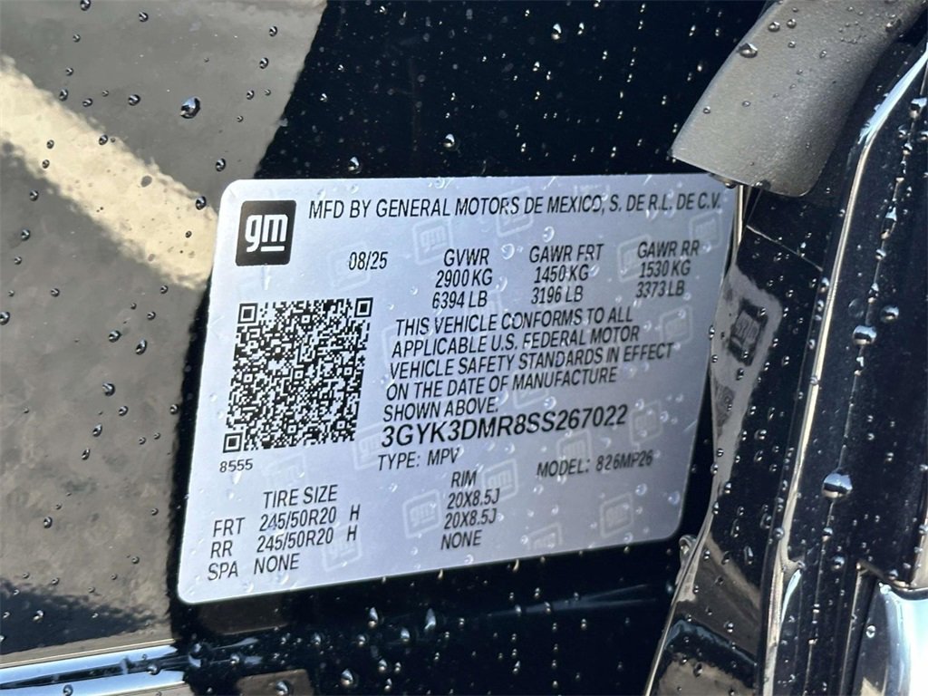 New 2025 Cadillac Optiq Luxury 2 image 25