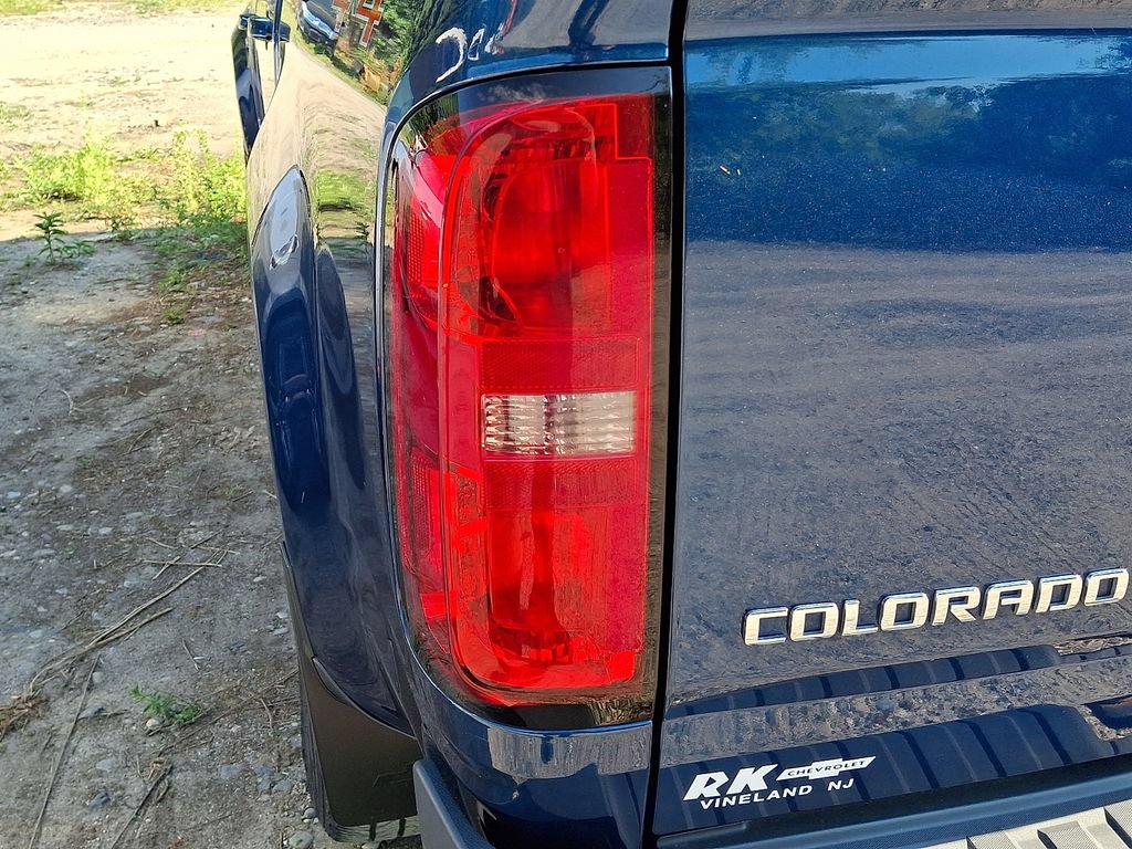 Used 2020 Chevrolet Colorado LT w/ LT Convenience Package AWD/4WD image 9