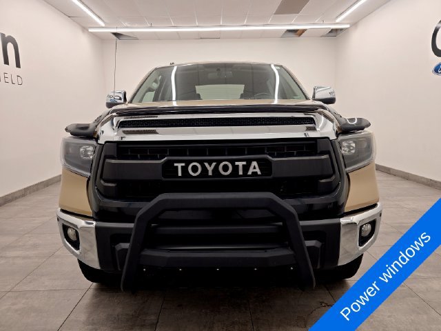 Used 2017 Toyota Tundra Limited w/ Limited Premium Package RWD image 7