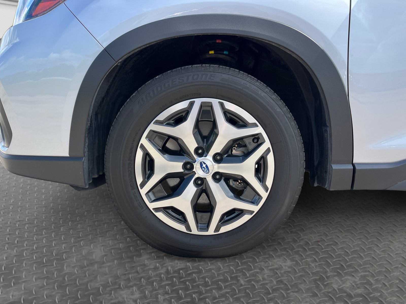 Used 2020 Subaru Forester Premium w/ Popular Package #1 AWD/4WD image 17