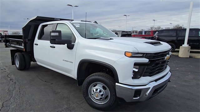 New 2025 Chevrolet Silverado 3500 W/T w/ WT Convenience Package image 2