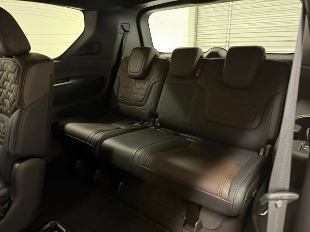 New 2025 Nissan Armada Platinum w/ Convenience Package image 15