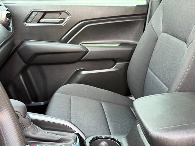 Used 2024 Chevrolet Colorado Trail Boss w/ Technology Package AWD/4WD image 13