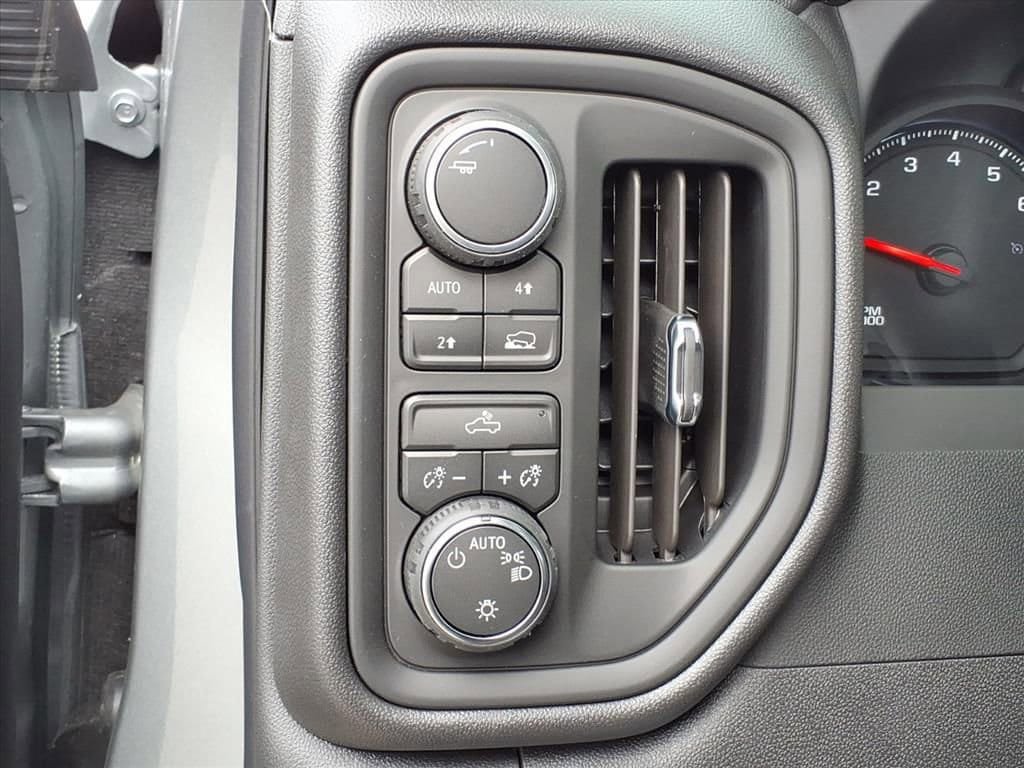 New 2026 Chevrolet Silverado 1500 W/T image 14