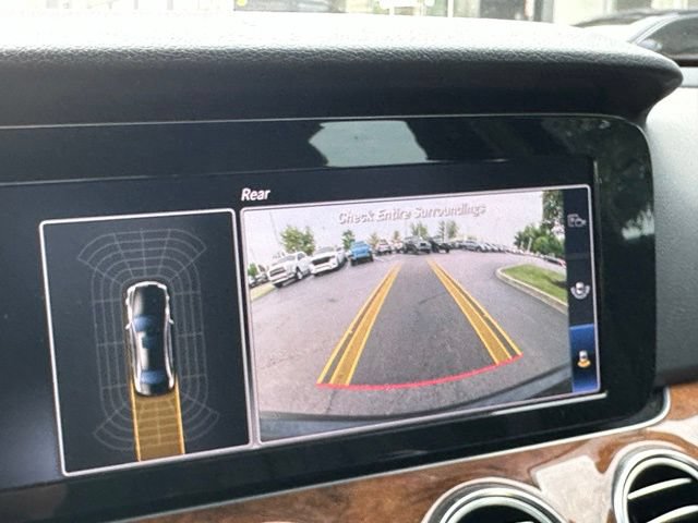 Used 2018 Mercedes-Benz E 300 4MATIC image 24