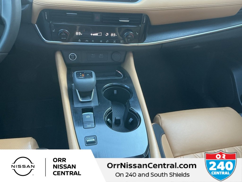 Used 2023 Nissan Rogue Platinum image 25