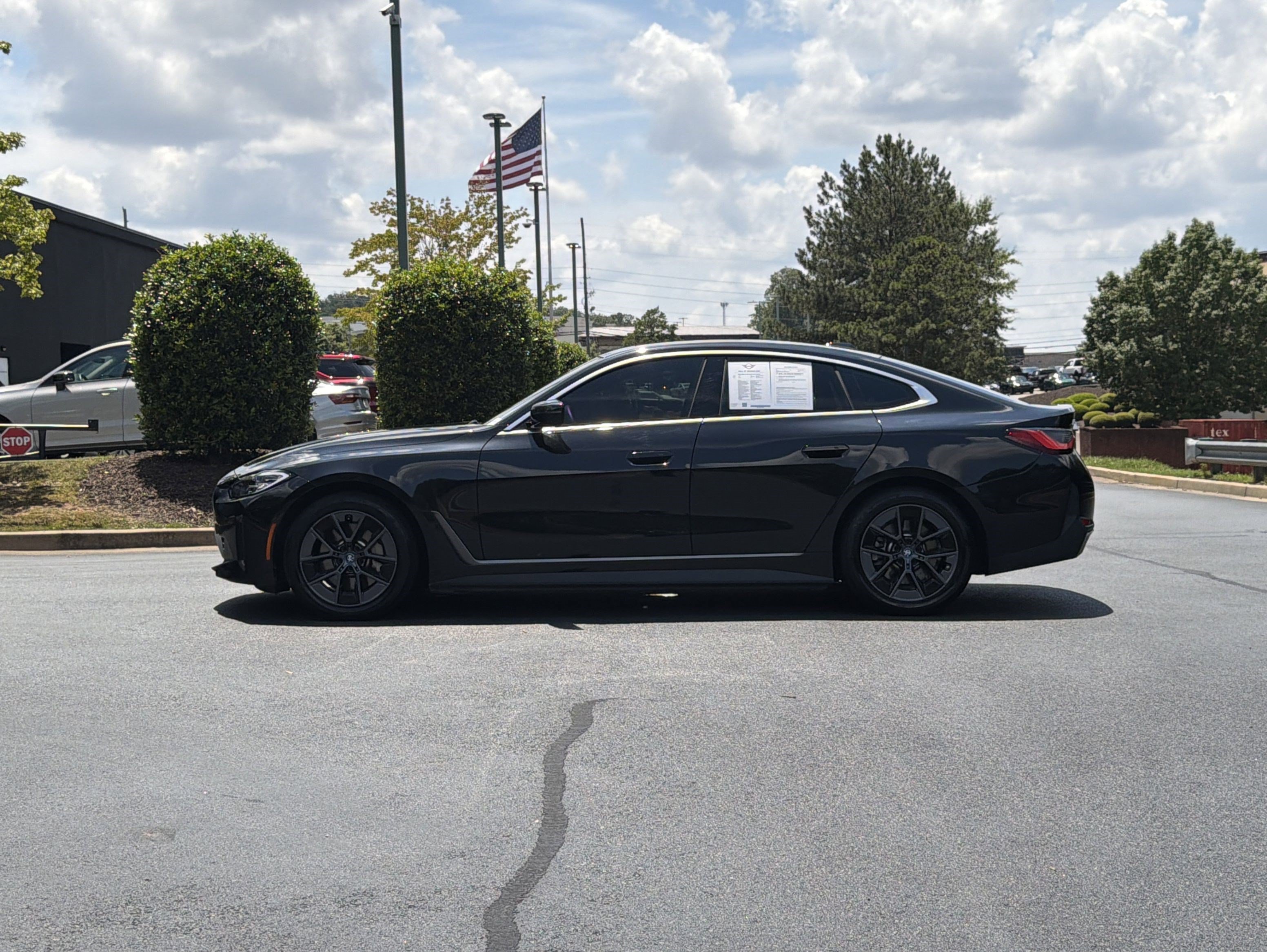 Used 2023 BMW i4 eDrive35 w/ Premium Package RWD image 15