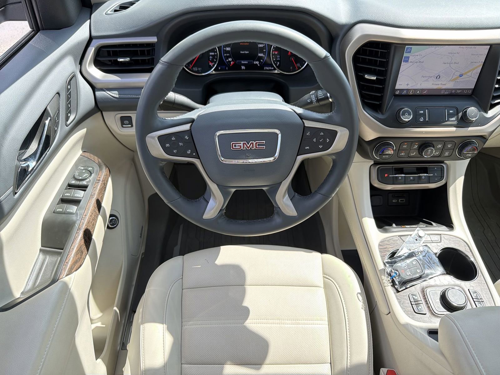 Used 2023 GMC Acadia Denali w/ Denali Technology Package image 29