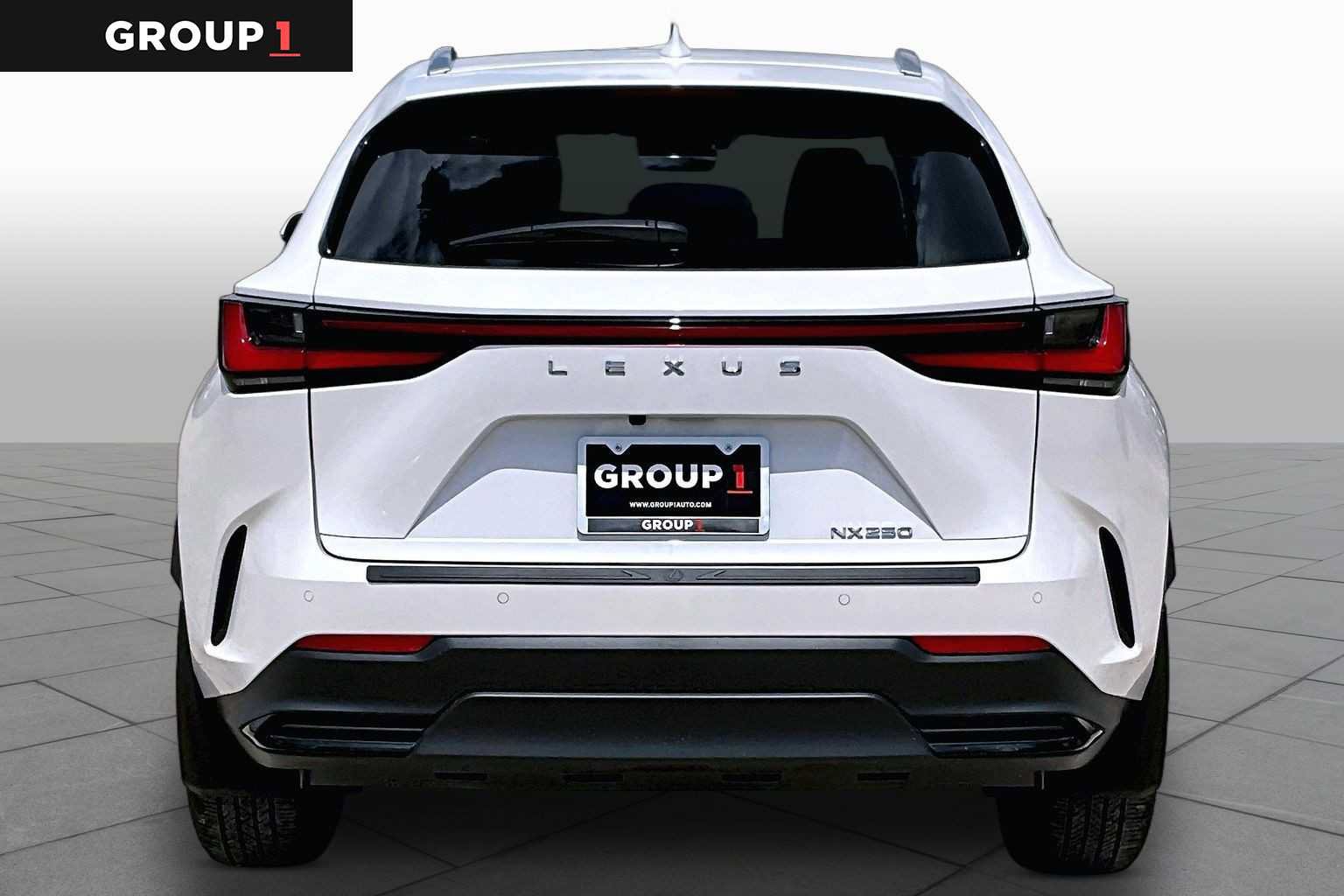 Used 2025 Lexus NX 250 FWD w/ Towing Package (2000 Lbs) image 5