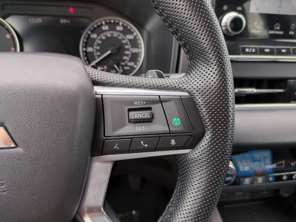 Used 2024 Mitsubishi Outlander SE FWD image 21