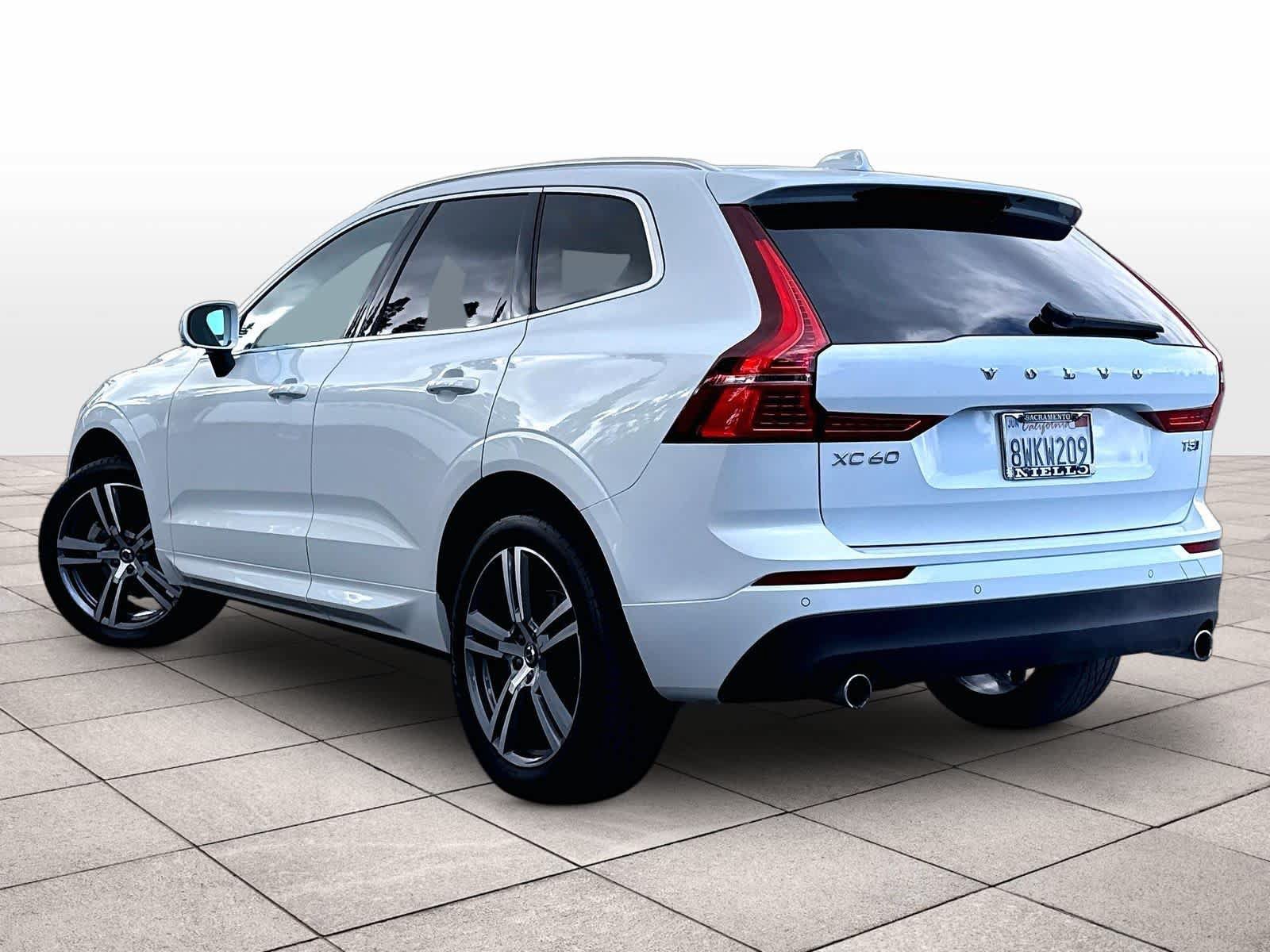 Used 2021 Volvo XC60 T5 Momentum w/ Advanced Package AWD/4WD image 15
