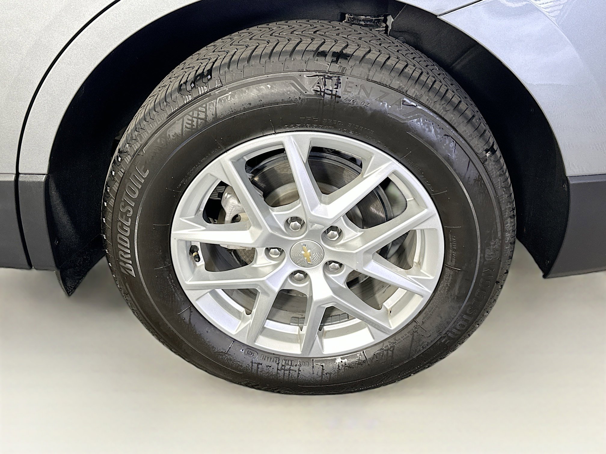 Used 2024 Chevrolet Equinox LT image 11