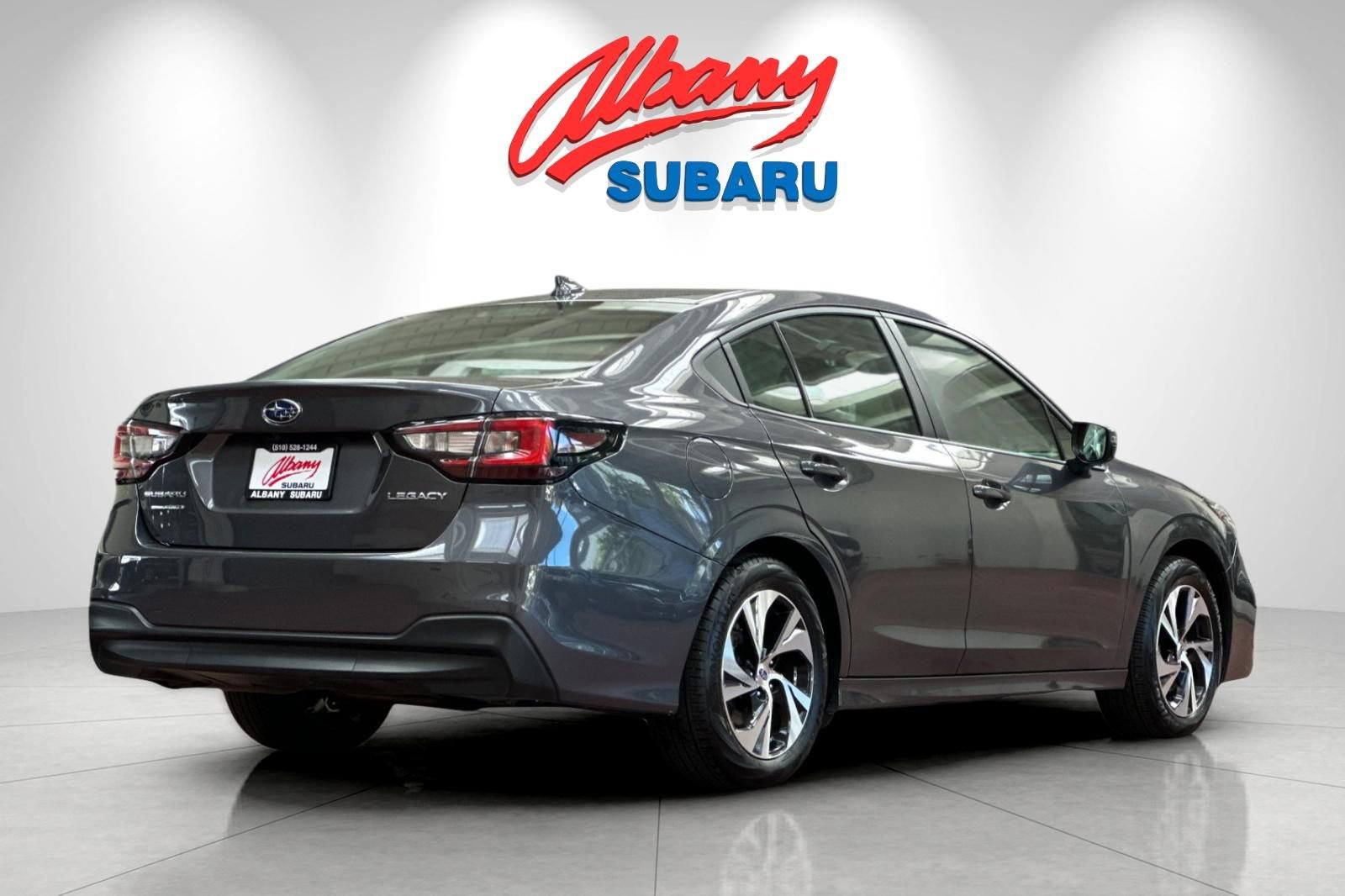 Used 2025 Subaru Legacy Premium AWD/4WD image 4