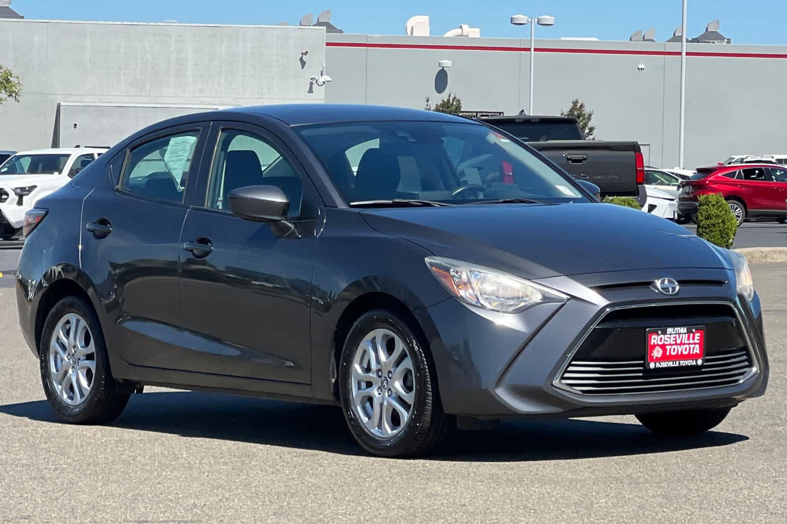 Used 2016 Scion iA FWD image 5