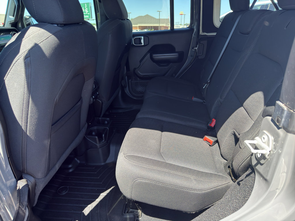 Used 2020 Jeep Wrangler Unlimited Sport AWD/4WD image 7