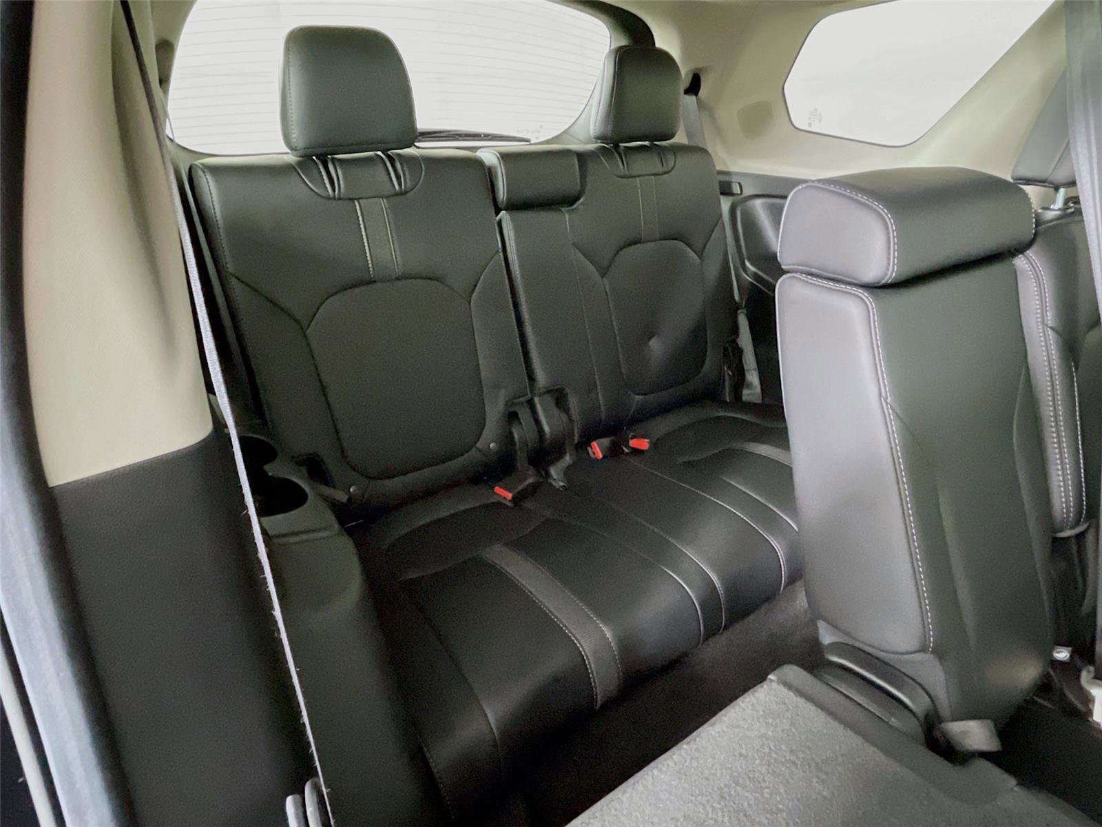 Used 2025 Honda Pilot Touring image 34