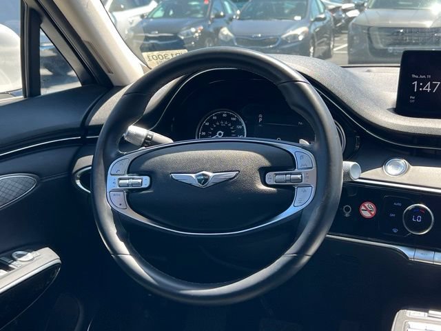 Used 2025 Genesis GV70 2.5T AWD/4WD image 9