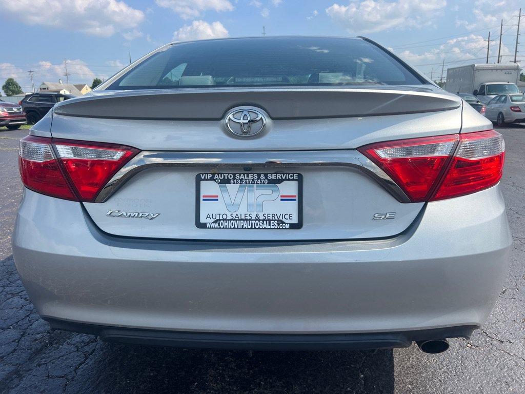 Used 2015 Toyota Camry SE FWD image 6