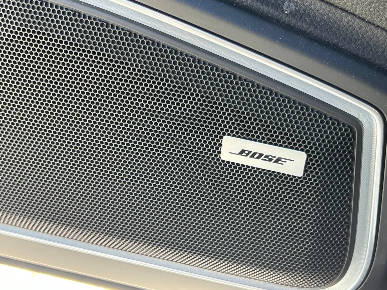 Certified 2023 Porsche Panamera 4 Platinum Edition AWD/4WD image 30