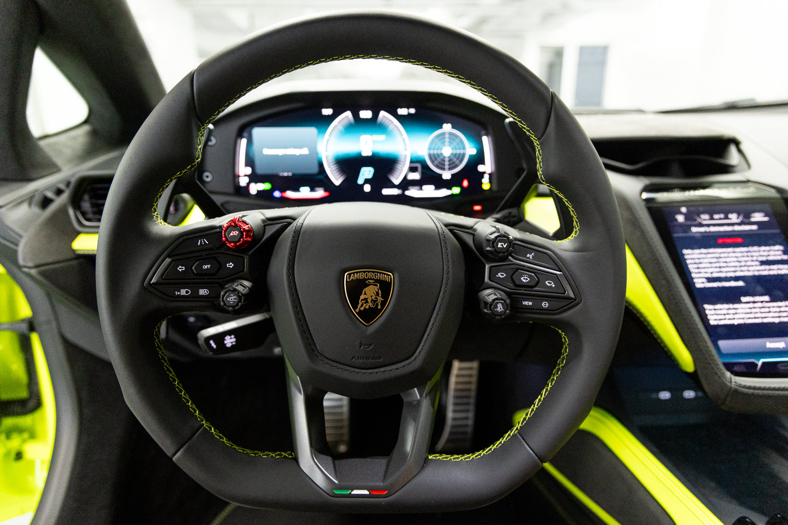 Used 2026 Lamborghini Temerario AWD/4WD image 37