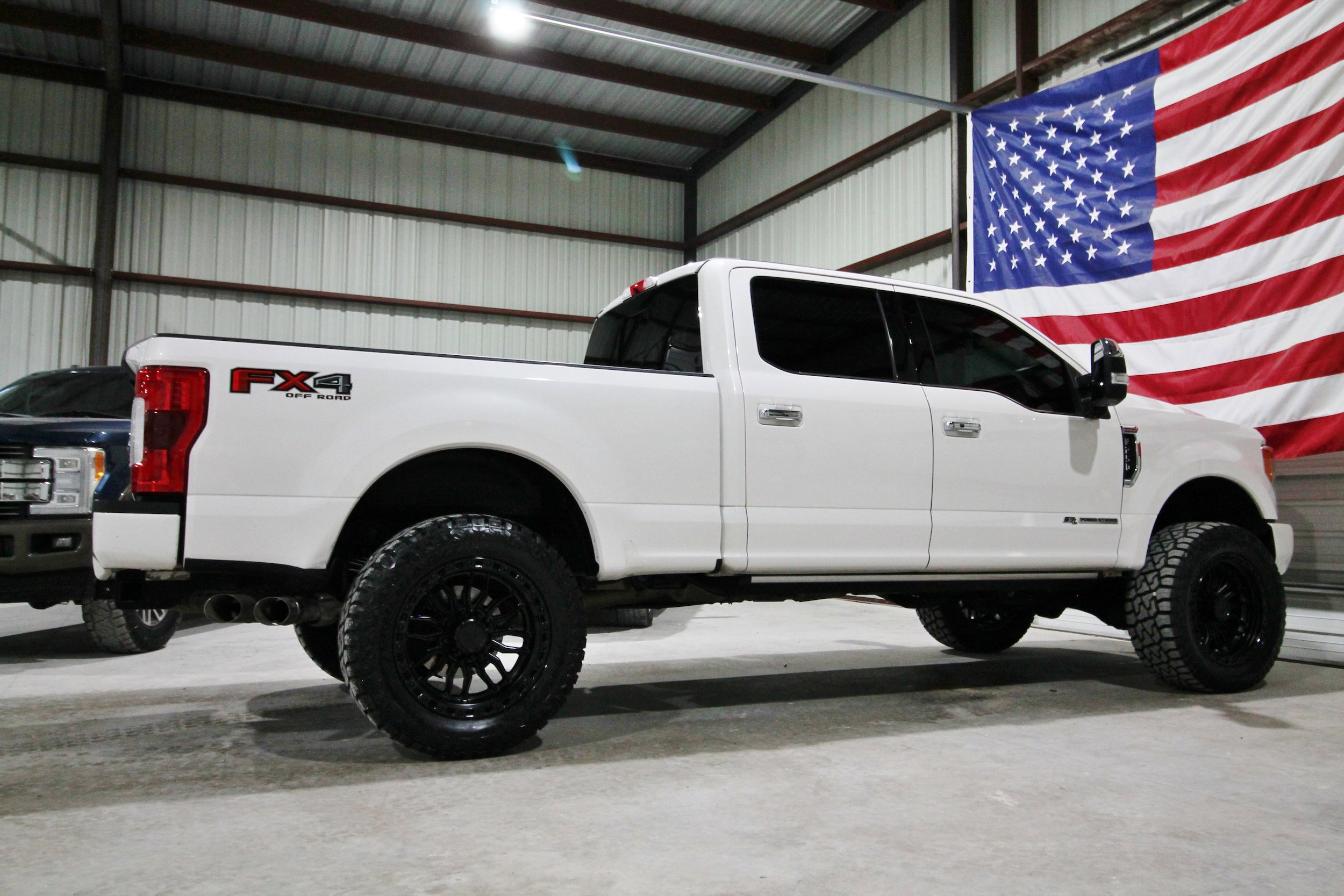 Used 2019 Ford F250 Platinum w/ Platinum Ultimate Package image 12