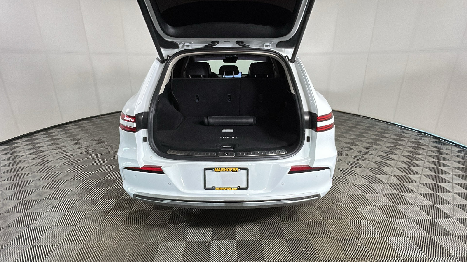 Used 2024 Genesis Electrified GV70 AWD/4WD image 35