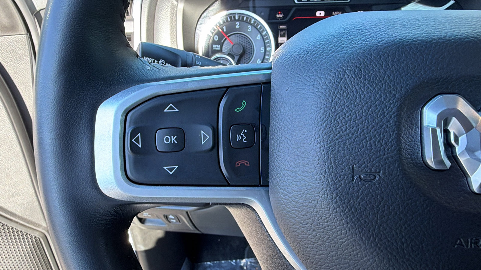 Used 2023 RAM 1500 Big Horn image 28