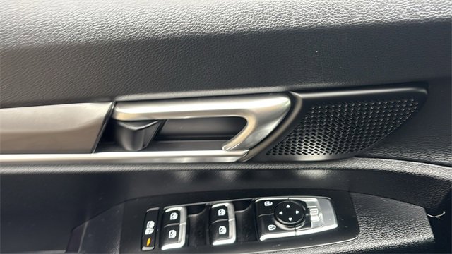 Used 2024 Kia Telluride S w/ S Sunroof Package image 14