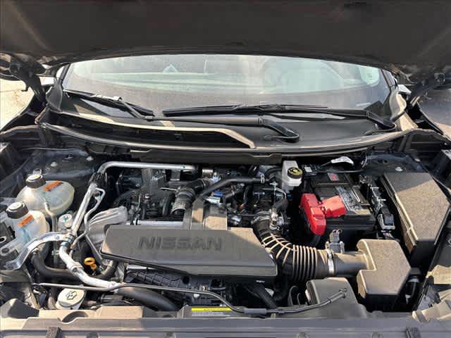 Used 2026 Nissan Rogue SV image 25