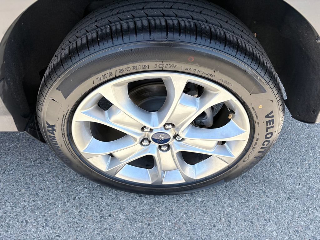 Used 2015 Ford Escape Titanium FWD image 23