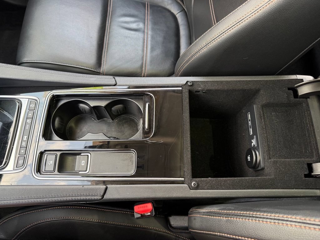 Used 2019 Jaguar F-PACE Prestige AWD/4WD image 16