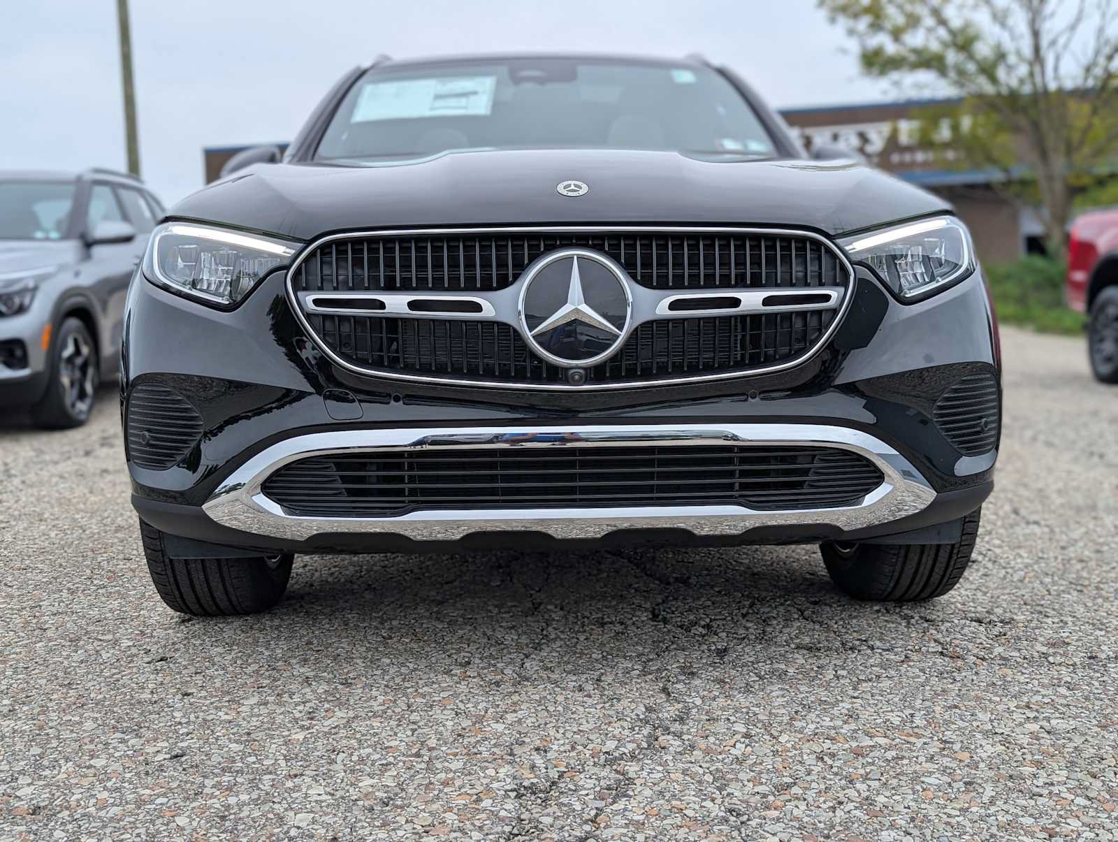 New 2027 Mercedes-Benz GLC 300 4MATIC image 2