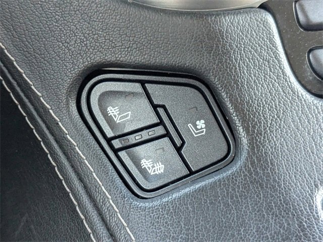 Used 2017 GMC Yukon SLT w/ Open Road Package image 27