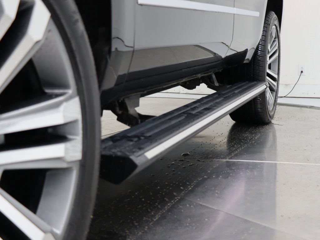 Used 2019 GMC Yukon Denali w/ Denali Ultimate Package image 13