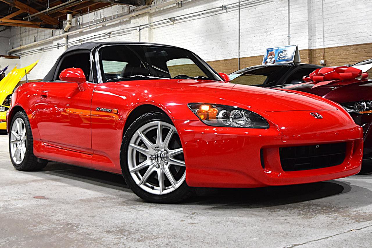 Used 2004 Honda S2000 image 2