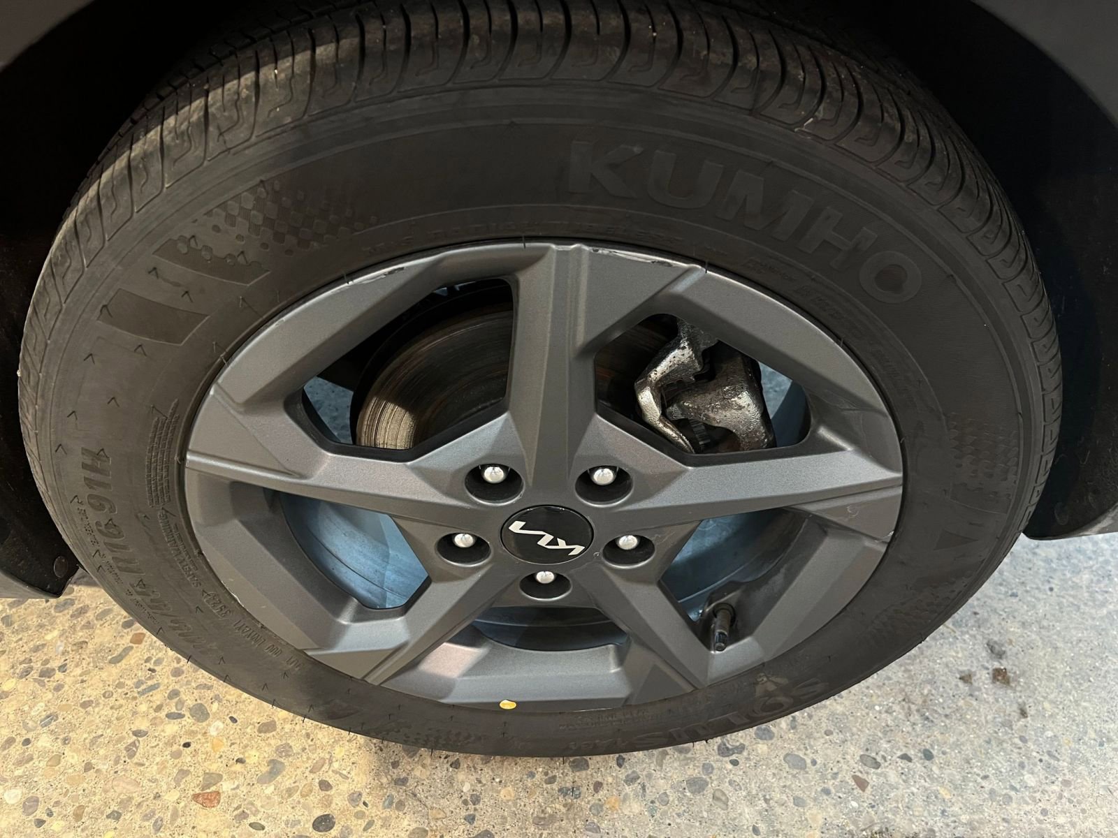Used 2025 Kia K4 LXS image 29