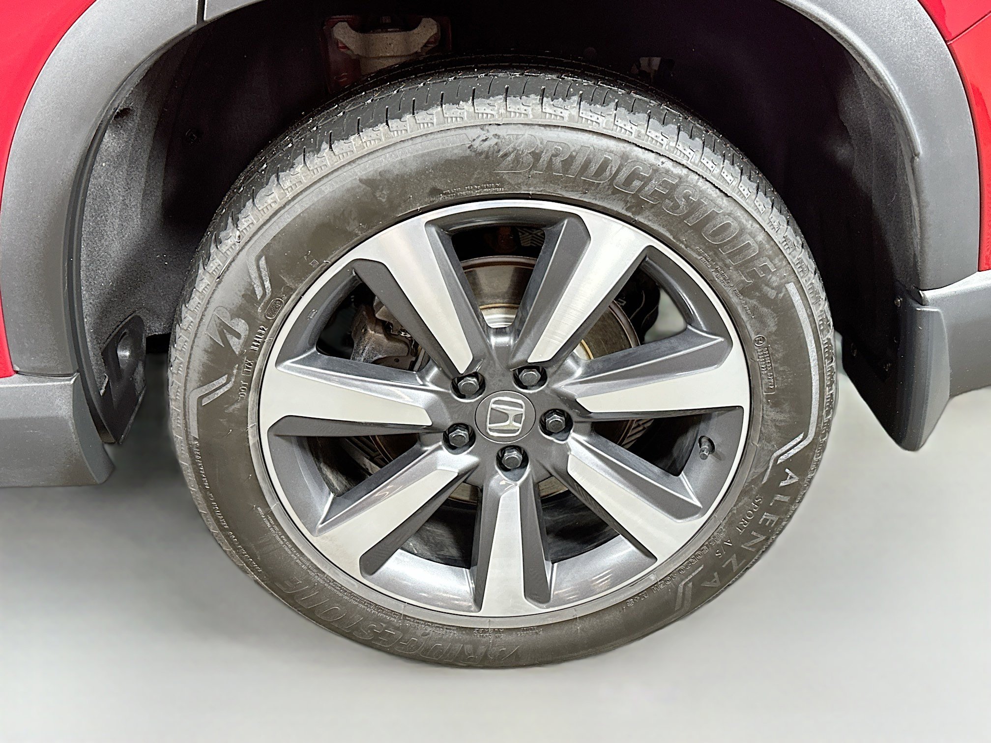 Used 2025 Honda Pilot Touring image 32