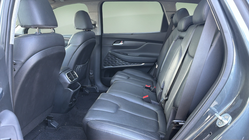 Used 2020 Hyundai Santa Fe SEL AWD/4WD image 15