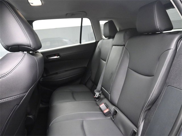 Used 2023 Toyota Corolla Cross XLE image 12